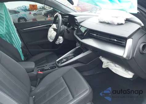 2023 Audi A3 Premium 40 Tfsi Front-Wheel Drive S Tronic z USA, uszkodzony, nr VIN WAUAUDGY0PA123844